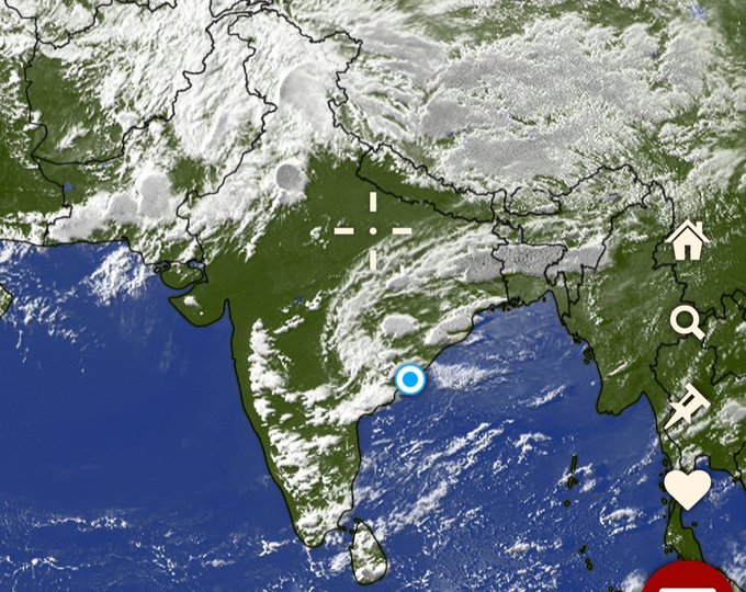 UttarandhraNow's tweet image. భారతదేశంలోని 70% రాష్ట్రాలను తాకుతున్న ఉరుములతో కూడిన వర్షాలు.
వడగాలుల తీవ్రత నుండి ఉపశమనం.
-వాతావరణ శాఖ 
#imd #thunderstorms #UANow