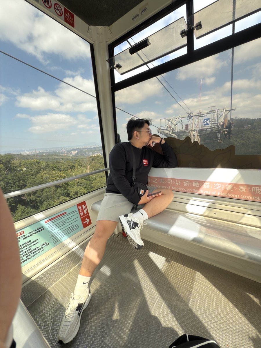 wydLims's tweet photo. Maokong Gondola ride https://t.co/MWuxNLEvp5