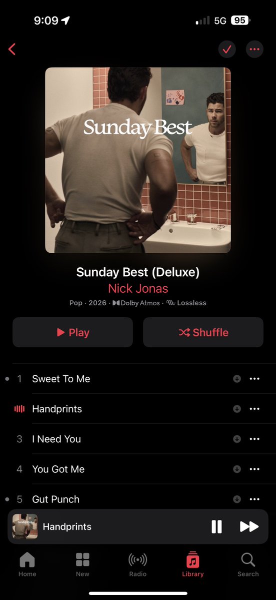 erin🪩 tweet media