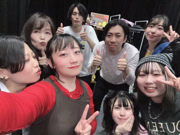 初日ありがとうございました😊✨

めっちゃ緊張した…、、、
如何だったでしょうか…？🥺
観てもらえた事が幸せです‼️
大感謝です✨

明日は14時開演‼︎
飛び込み大歓迎ですわ❤️

ご観劇ありがとうございました😊

torioki.confetti-web.com/form/4624

#その線の上より