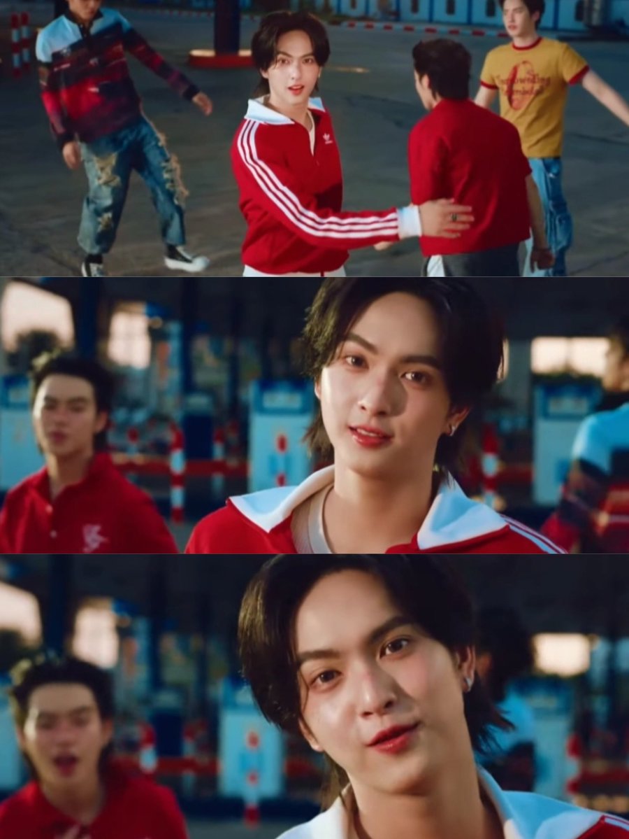 ทอปอ tweet media