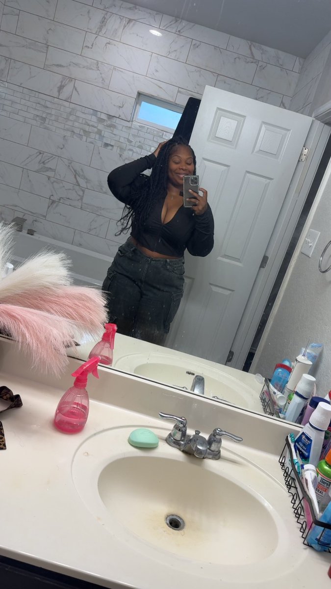 🥰😋 tweet media