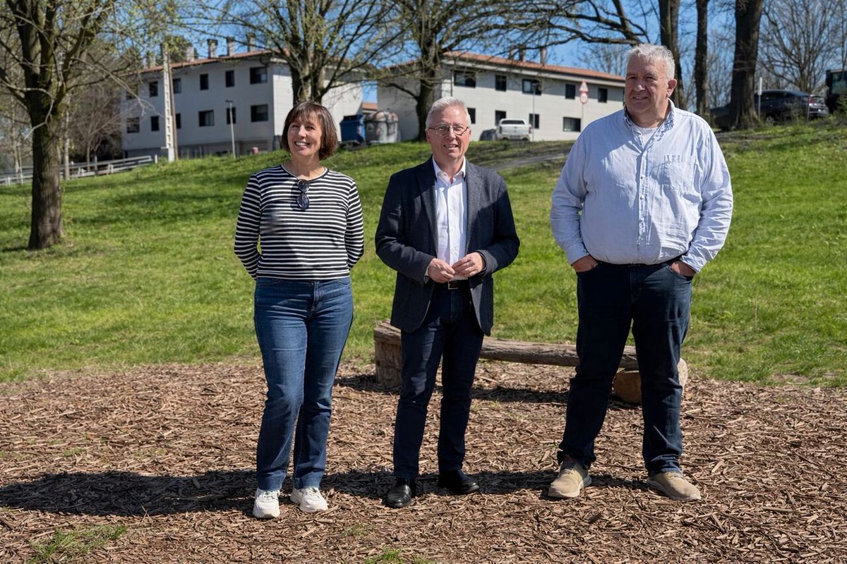 🌿 Olaberrian azpiegitura berde berria inauguratu dugu Ihurre auzoan.

✔️ 550 landaketa autoktono
✔️ Bide berri irisgarria
✔️ Atsedenerako gunea

🌡️ Gipuzkoako babesleku klimatikoen sarean integratuta, beroari aurre egiteko.