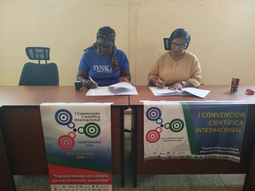 UG_Cuba's tweet photo. #UniversidadCubana 

✍️La @UG_Cuba firma contratos de patrocinio con las Mipyme RICOR, TeCaribe y TENILIB de cara a la I Convención Científica Internacional #UG2026. 

✊️¡La alianza universidad-empresa es clave para el desarrollo!

#OrgulloUG #50mesaños #ConvenciónCientífica https://t.co/14MODCrLfD
