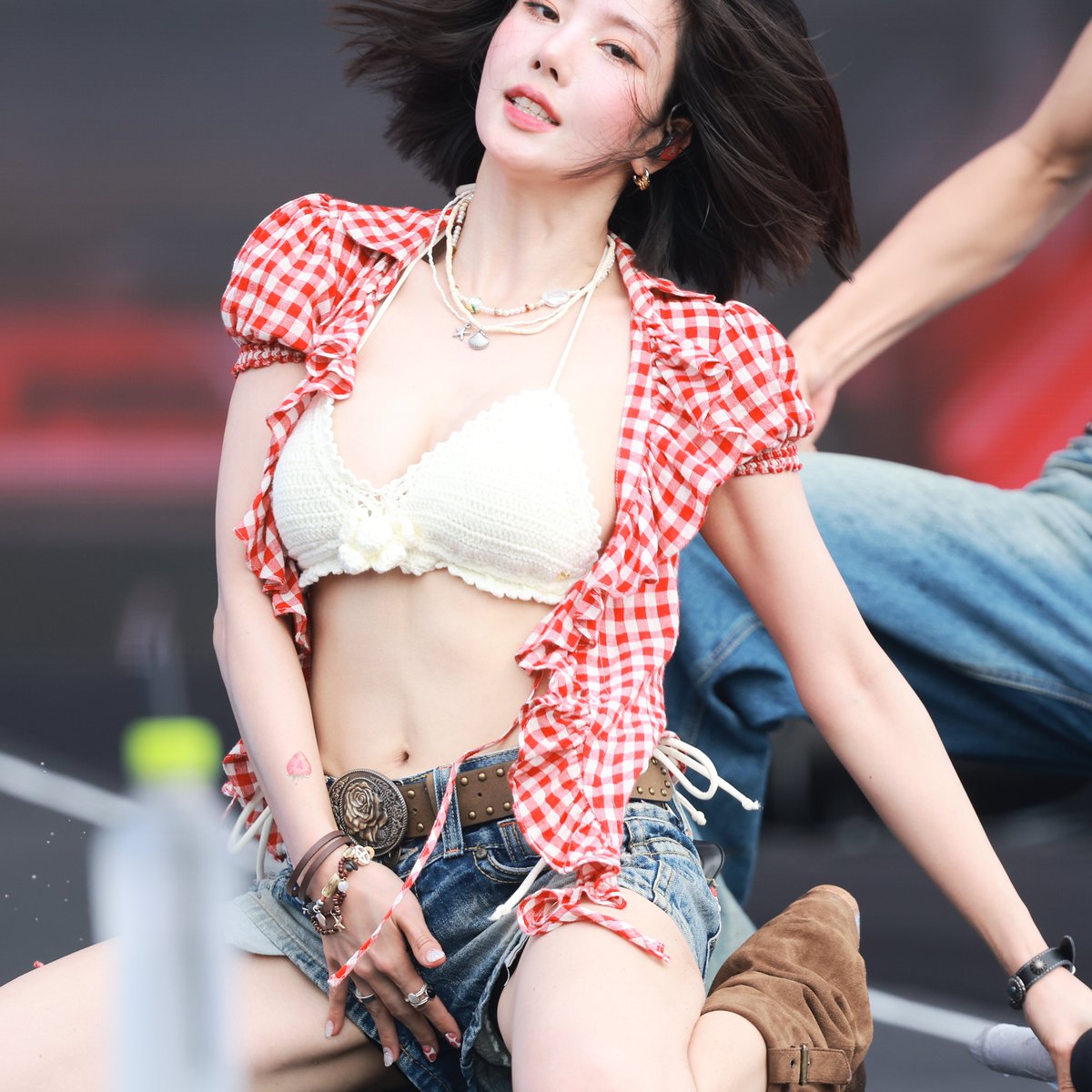 kpopdataz's tweet image. #KWONEUNBI #IZONE #권은비 #KPOP
250706 Eunbi
kpop idol data 권은비 데이터