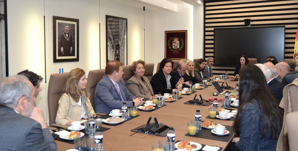 Iltre. Colegio de Procuradores de Madrid tweet media