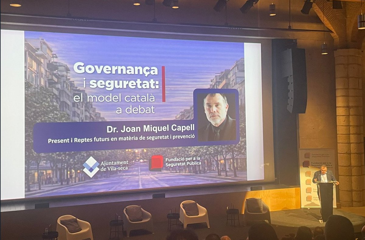 Policia Local Vilanova i la Geltrú ◼ ◼ ◼ ◼ tweet media