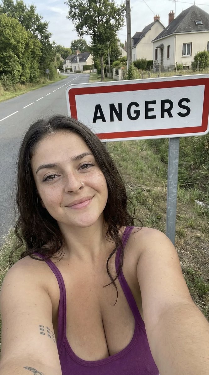 Iris En France 🇫🇷 tweet media