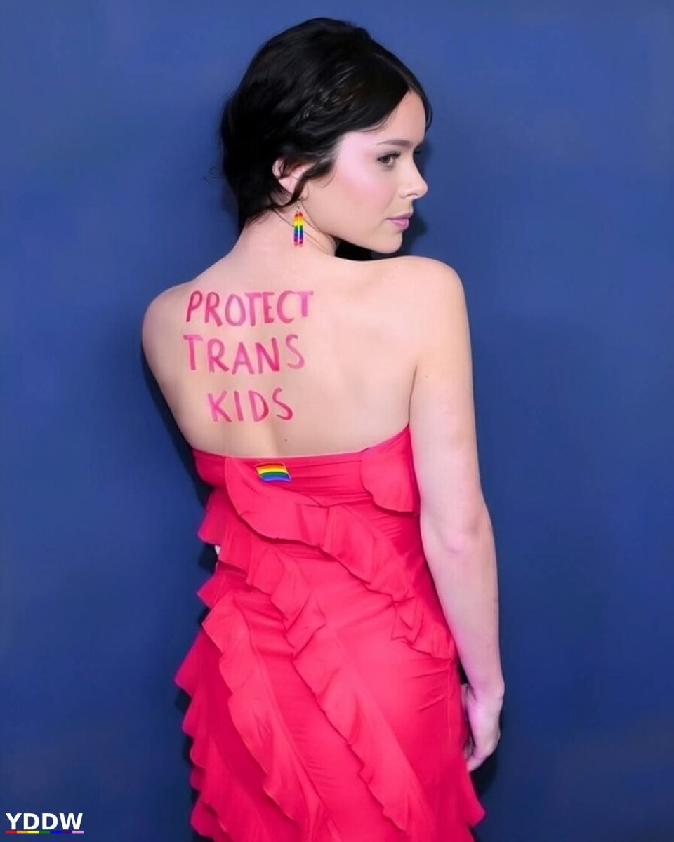 Tori atheist tweet media