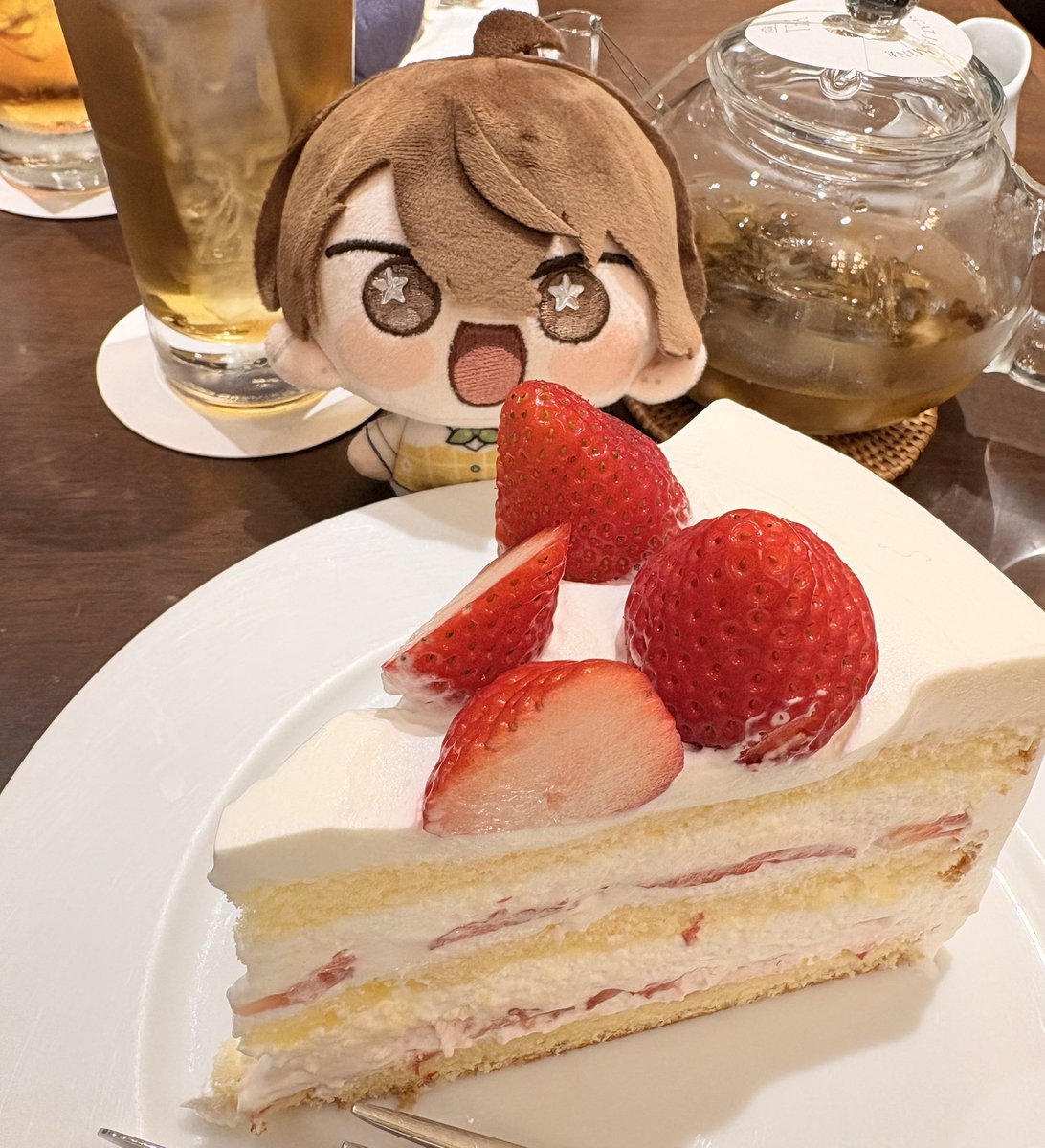 PENGU1N_APEX's tweet photo. 🍰💕 https://t.co/k03yspRVnJ