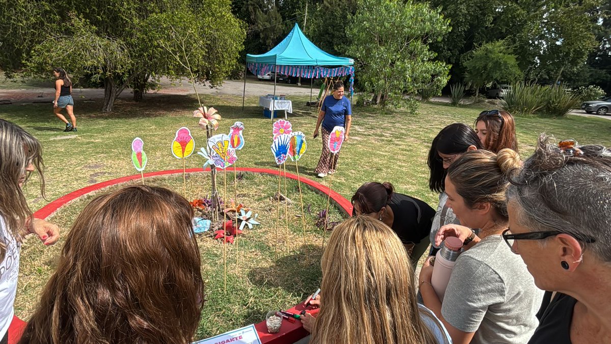 NiñezyAdolescencia tweet media