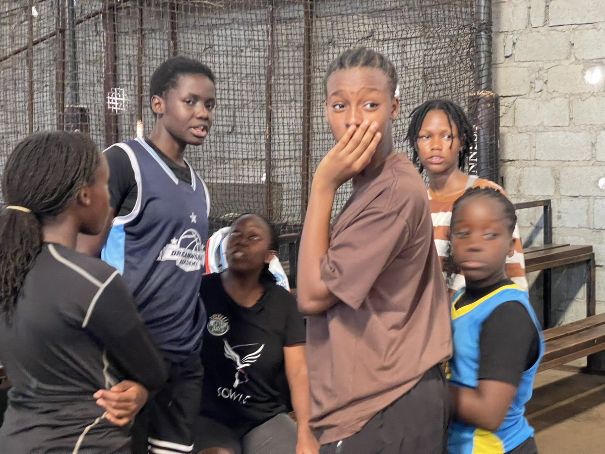 Dreamwork256's tweet photo. Some of Our Female athletes preparing a game plan https://t.co/RYRz5Z6RHL
