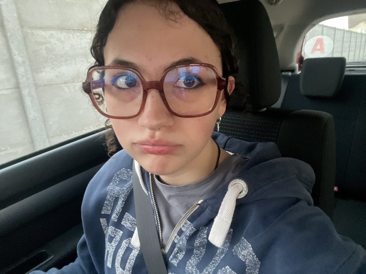 🌧️ parfum aoba tweet media