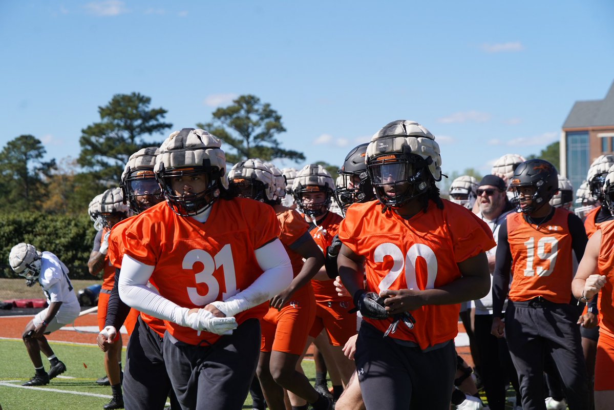 Coach Braxton Harris 🐪 tweet media