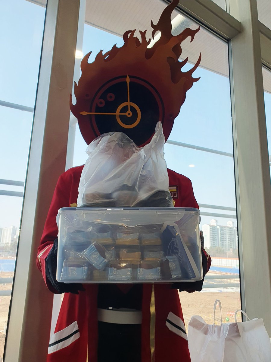 레시플롬 tweet media