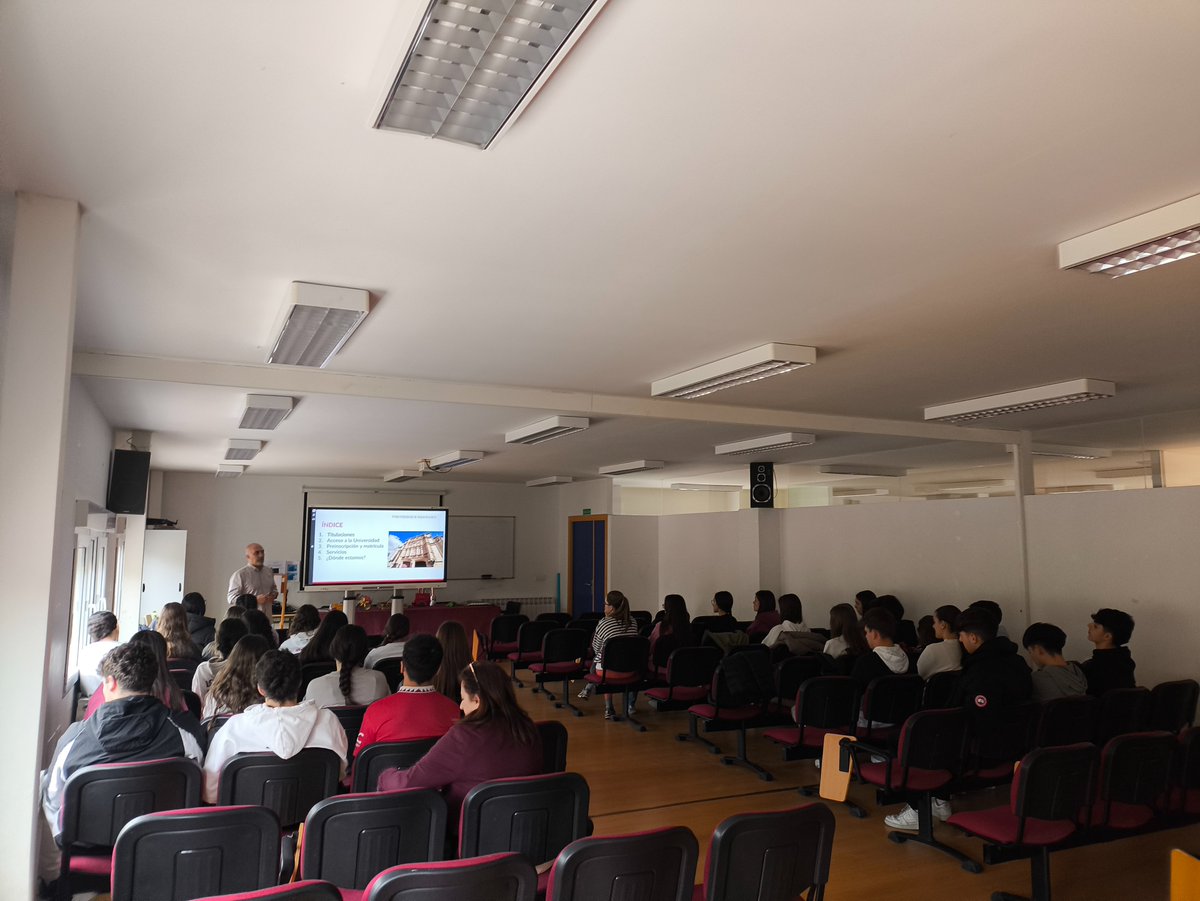 IES ADAJA tweet media