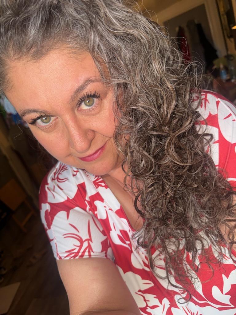 postman (cartero) tweet media