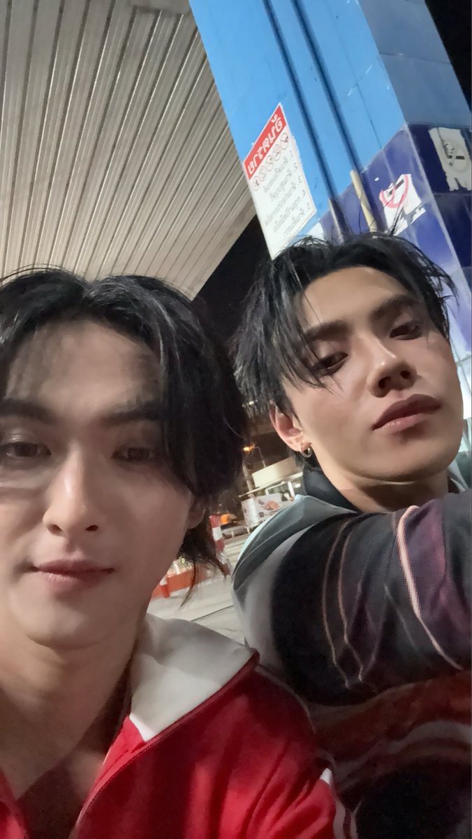 Meipimars's tweet photo. ร้อยคนทัก รักหนุ่มใต้
#เคะรักเดียวใจเดียว https://t.co/ZywLLmMqAm