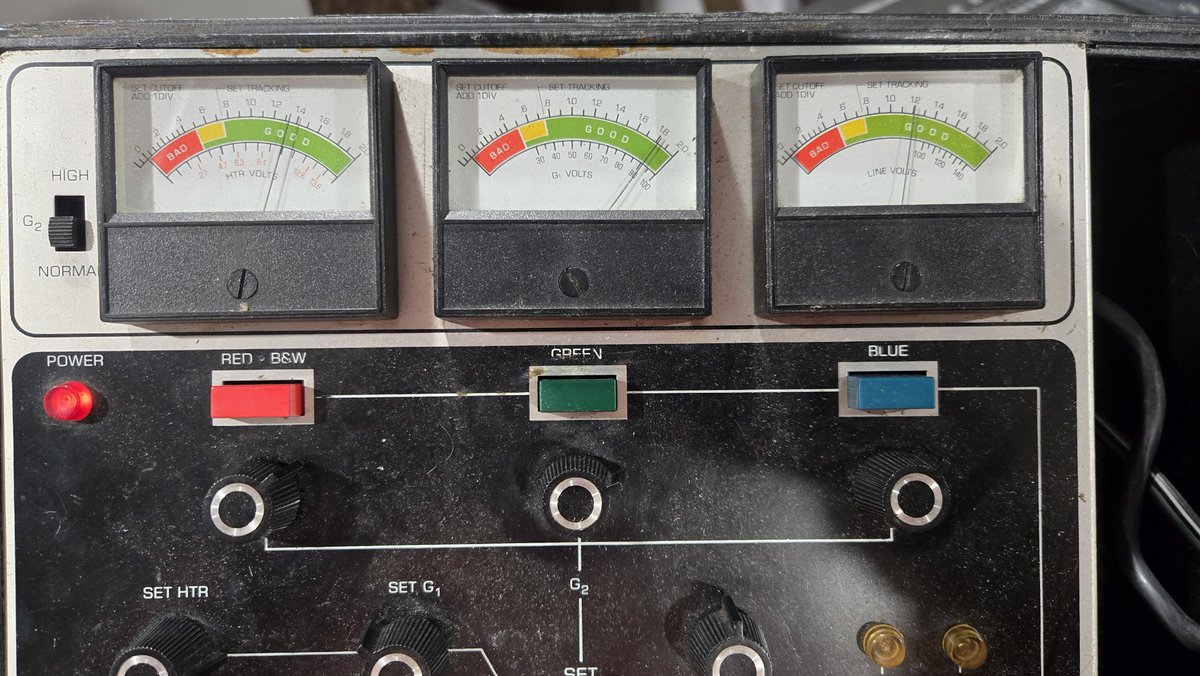 retro_tech_usa tweet media