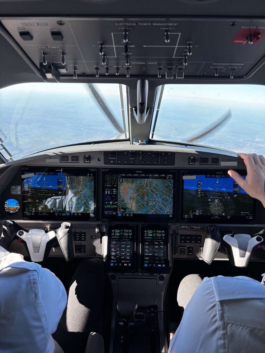 Lucas ✈️☨ tweet media