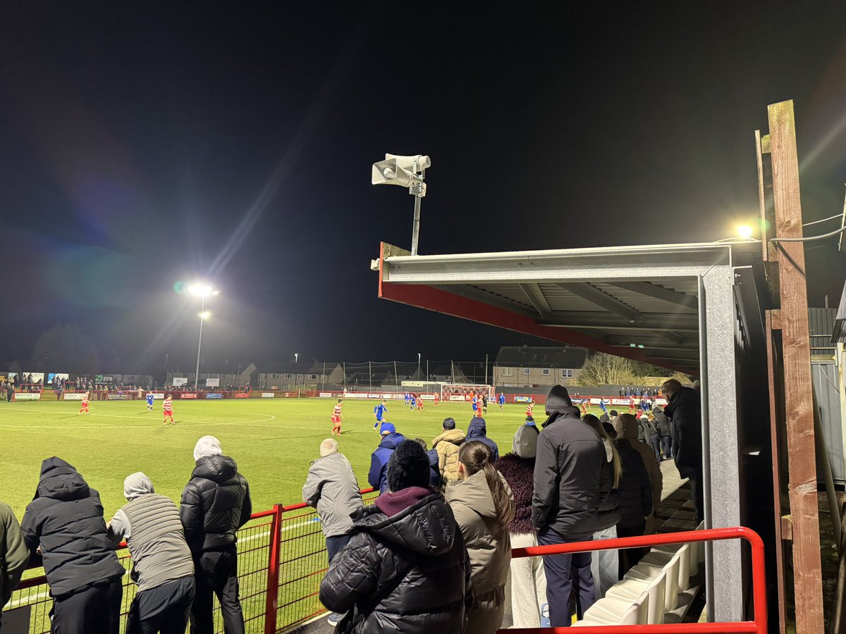 𝙹𝙰𝙼𝙸𝙴 𝙼𝙲𝚀𝚄𝙴𝙴𝙽 tweet media