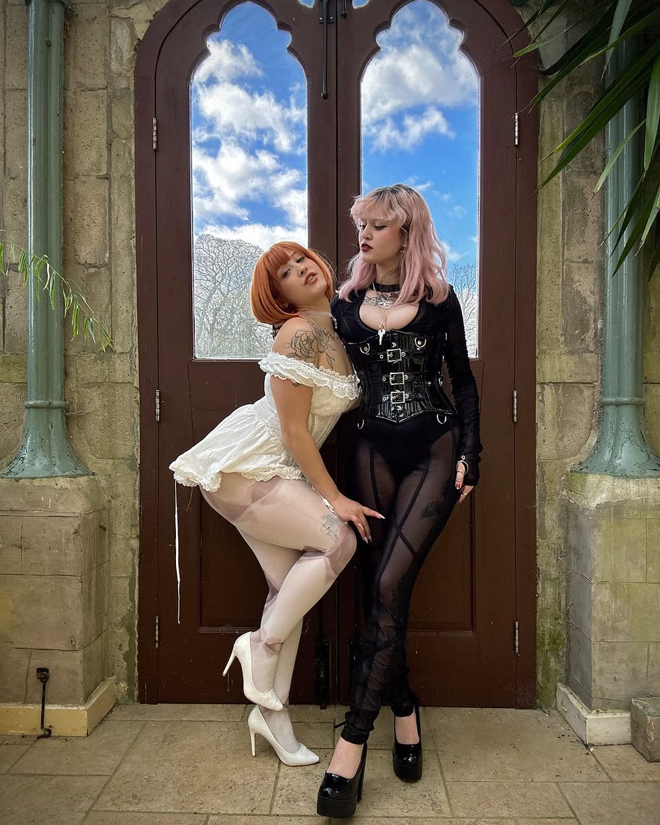 fayedawnx756's tweet photo. ive always been the most perfect dolly https://t.co/pHiU21DN1p