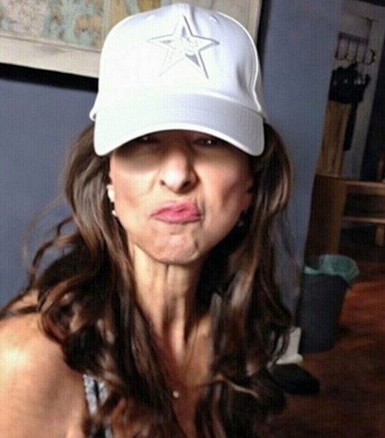 6 new supporters joined me yesterday at my #OnlyFans! Very exciting &amp; I’m so appreciative of all the love! Thank you, everyone!➡️of.com/sfsb217