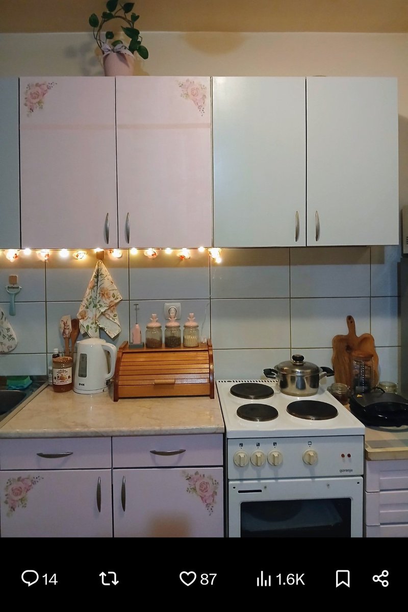 Lighthouse keeper's daughter tweet media