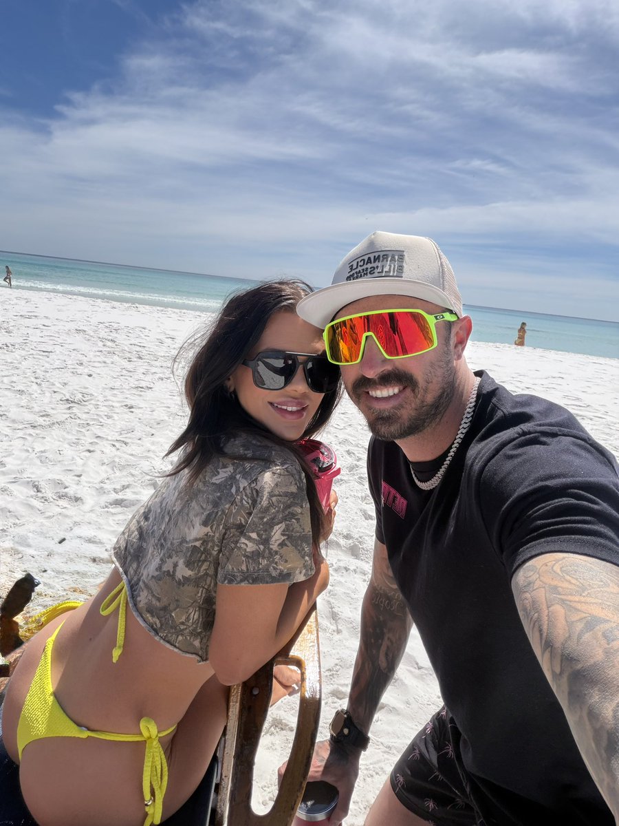 Gold⛓️🤠 tweet media