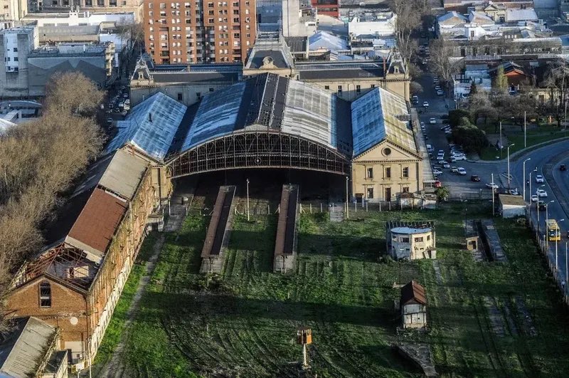 leo sarro press tweet media