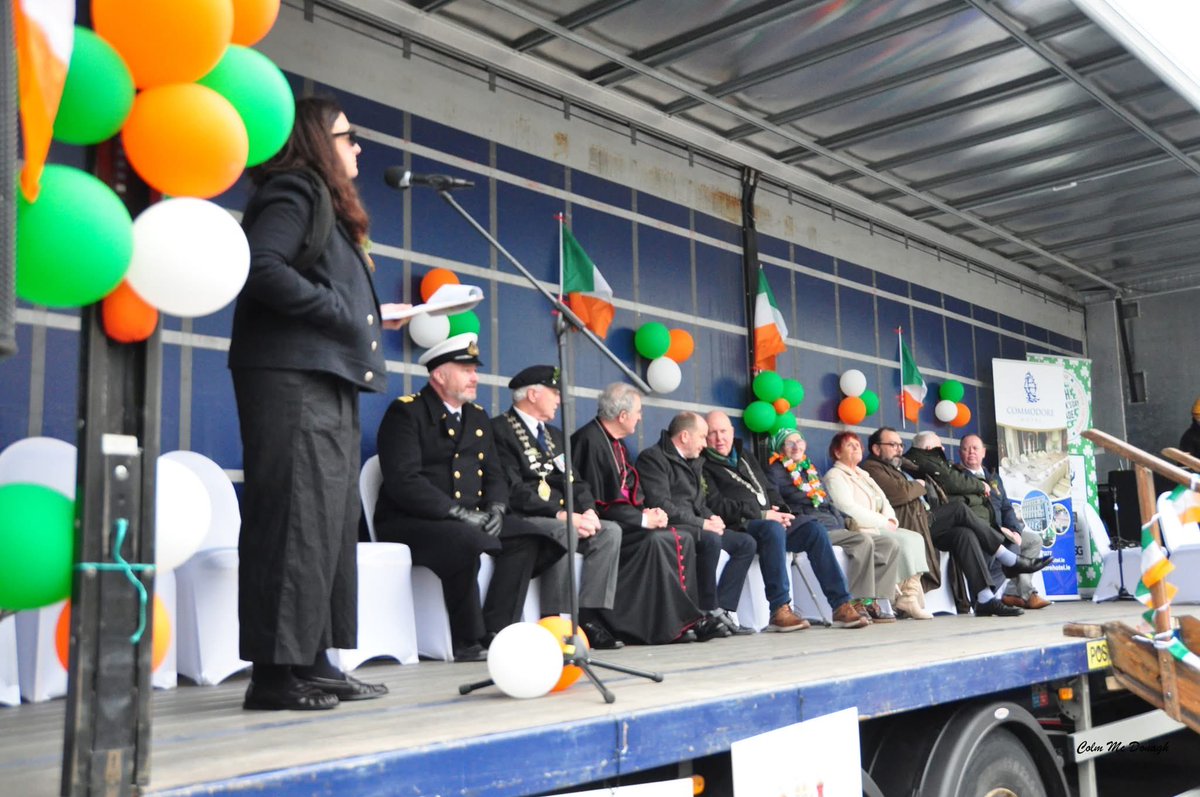 blshaw50's tweet photo. Represented Cobh Tourism on the viewing platform for the St Patrick’s Day Parade  congratulations and thank you  👏👏to the Parade  committee  and volunteers for all your hard work it was a great success with spectacular fireworks https://t.co/qrCv1XiBbr