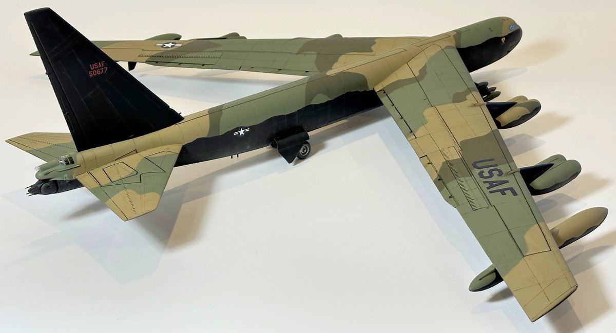 BoweModels tweet media