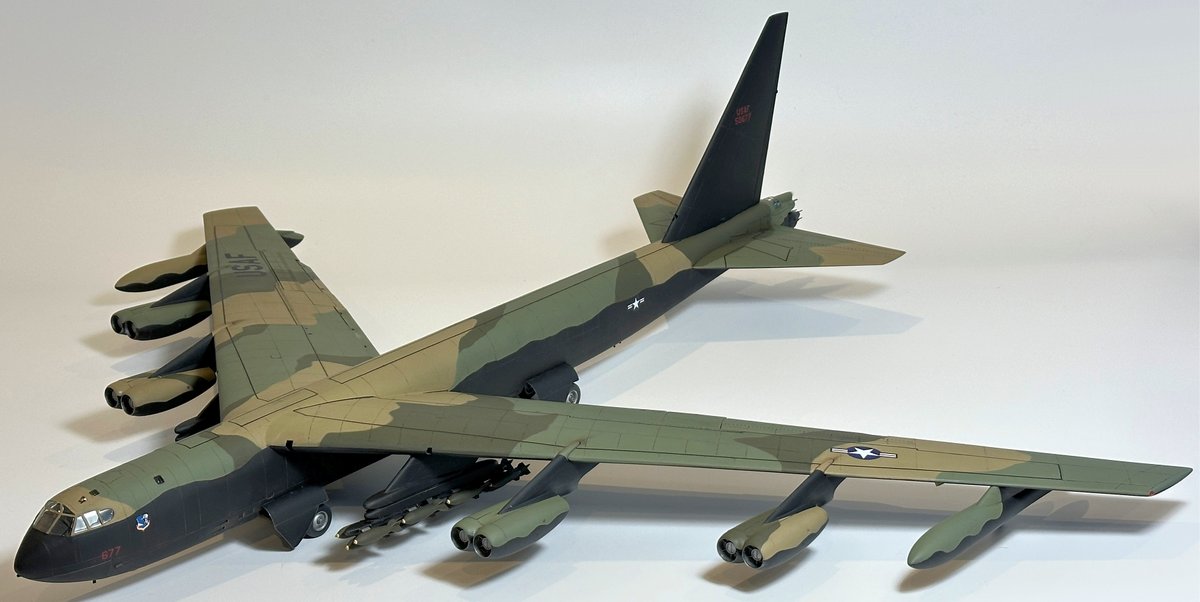 BoweModels tweet media