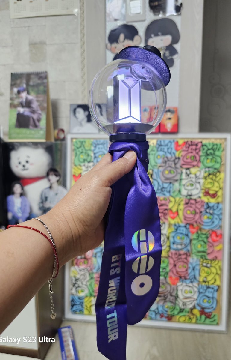 광화문 출동 대기 중😆
벌써 몇 번째인지🤗🤗🤗
인형이랑 탑꾸 계속 바뀌면 가방 챙기고 있는 중
댕기 너무 찰떡궁합 예쁘다 🥰
감사합니다 💜