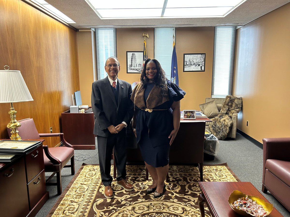 University at Buffalo President Satish K. Tripathi tweet media