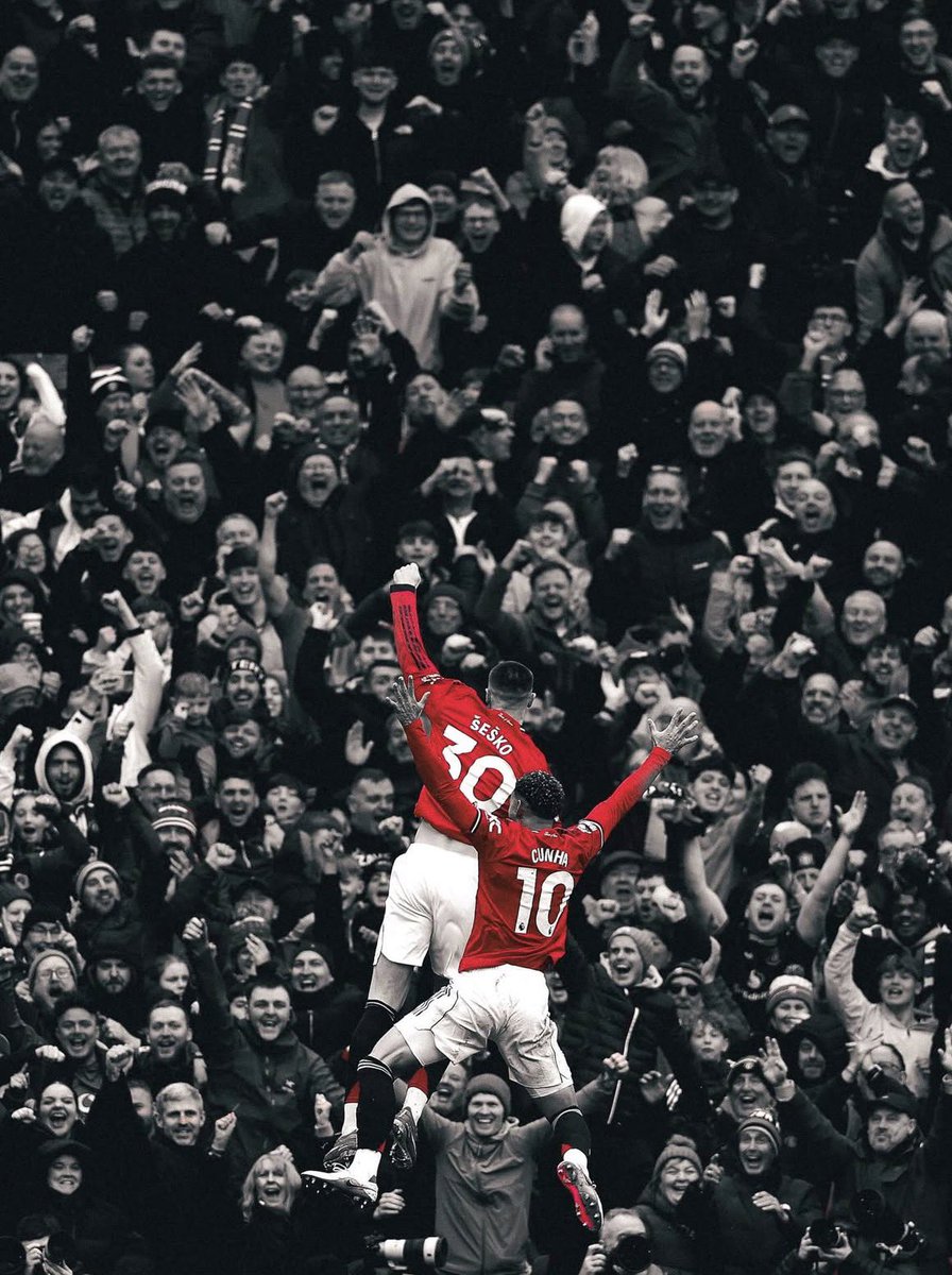 All Manchester united fans, even if you have 0 followers,

Just say "Hi" let's follow you.
