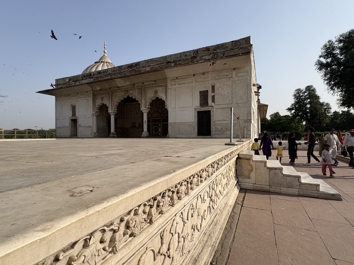 Ira Mukhoty tweet media