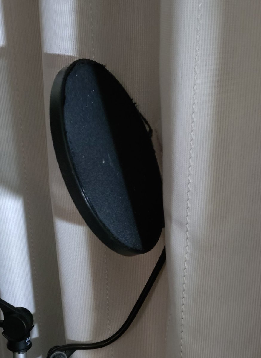 久しぶりに配信！
というのも、再来週末には、いよいよ、今年の新曲一発目をリリース！たけしをJAPAN！
ツイキャス、ぜひ！
25日水曜20時！です！！
へんみ。