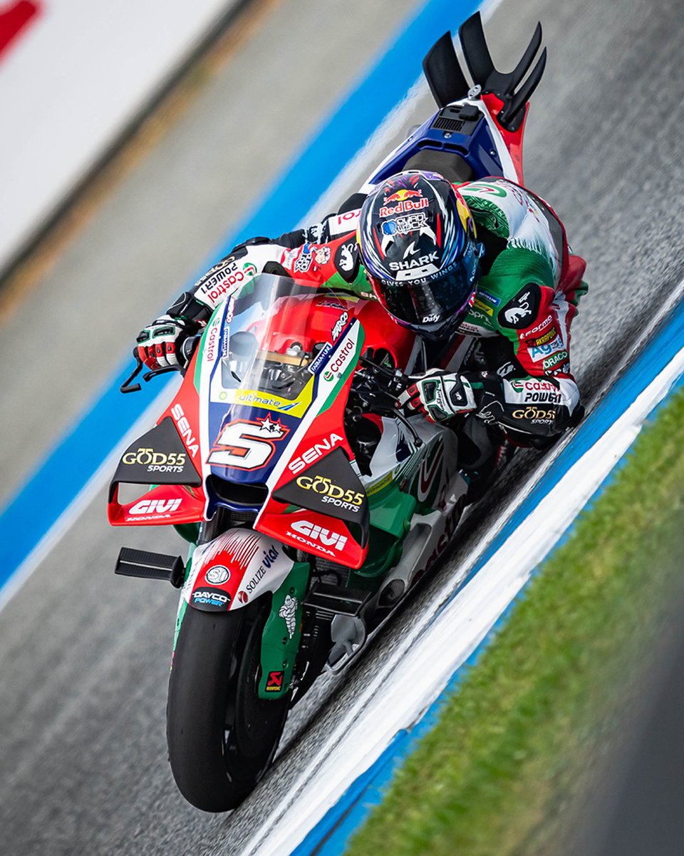 カストロール tweet media