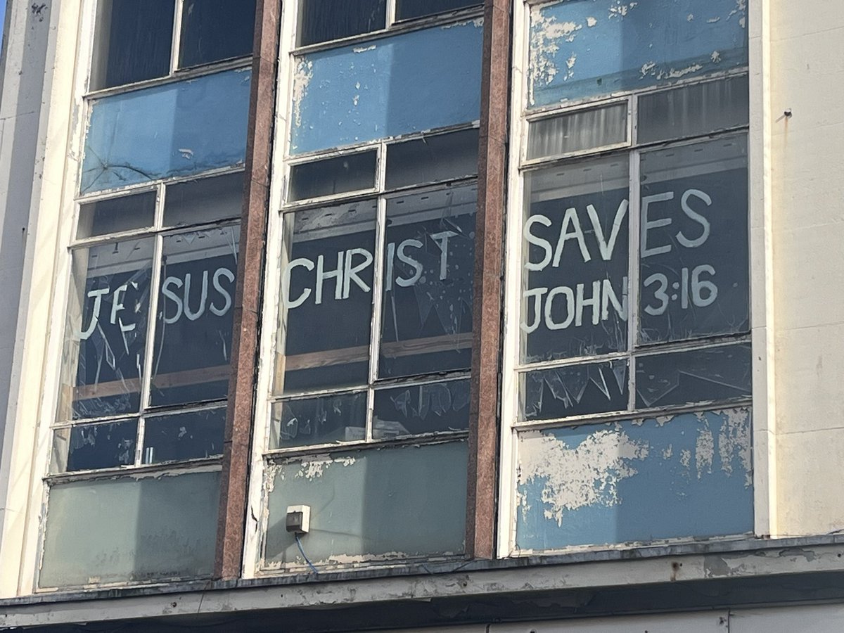 Helen Russell tweet media