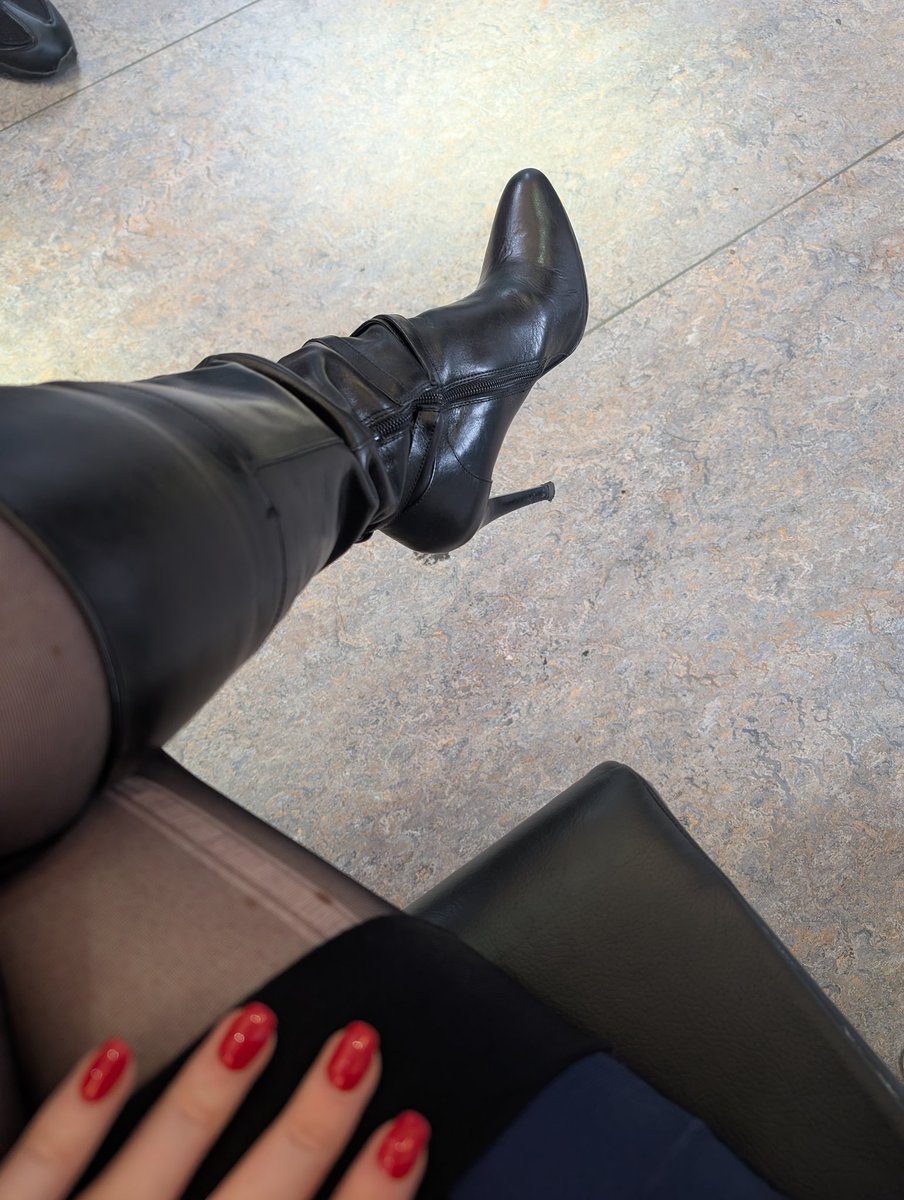 Ms_Jamie_Dublin tweet media