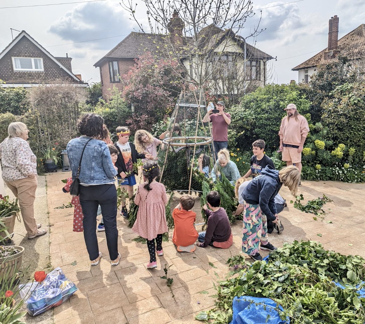 CommunityAd Ltd tweet media