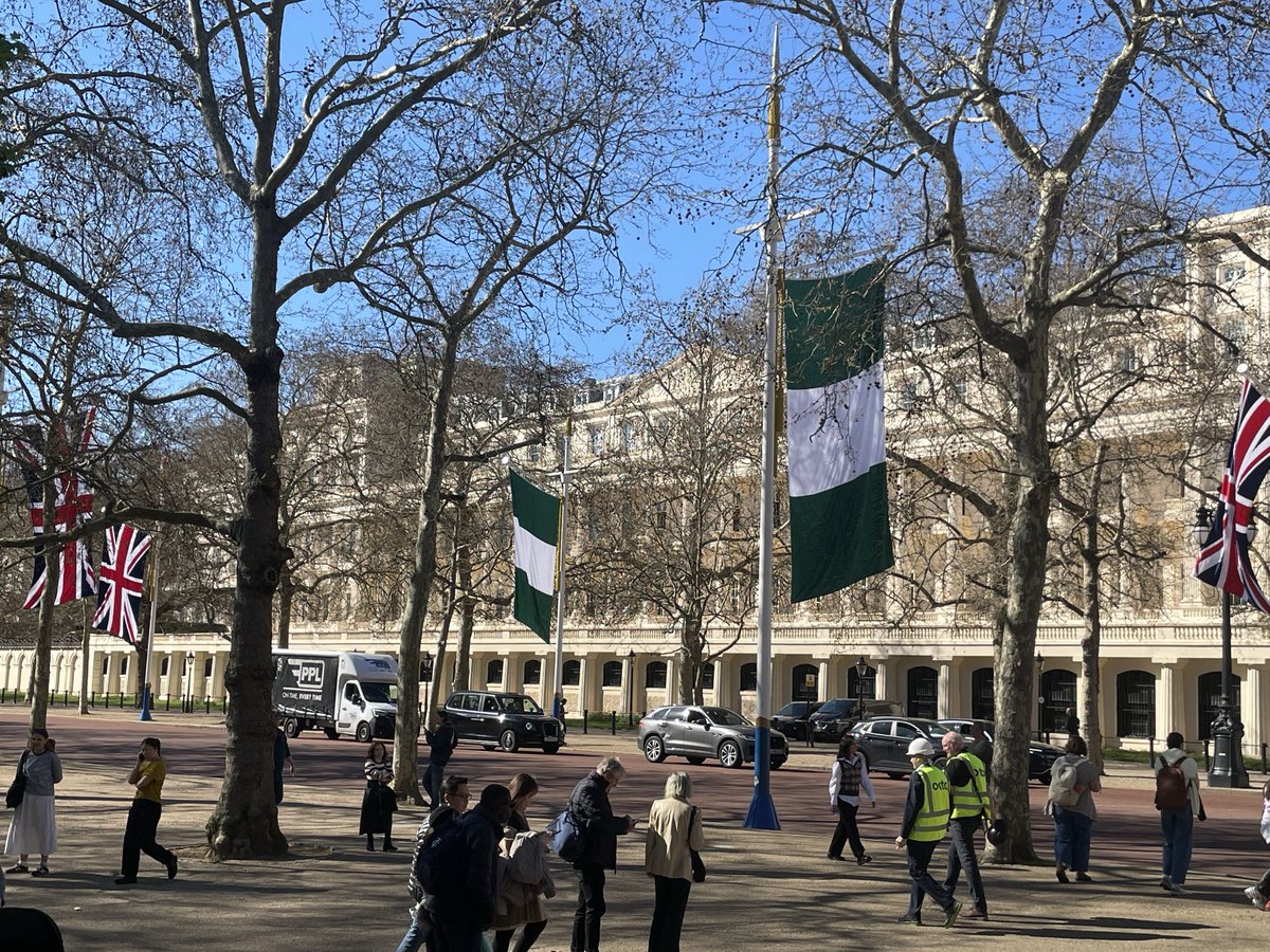 Mark Smithson tweet media