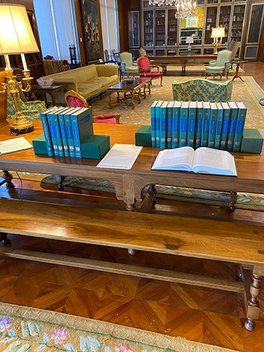 Hunt Institute for Botanical Documentation tweet media