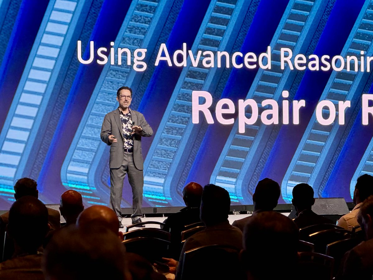 Realcomm Events tweet media