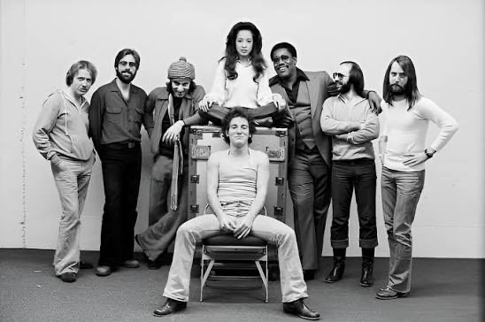 Ronnie Spector tweet media