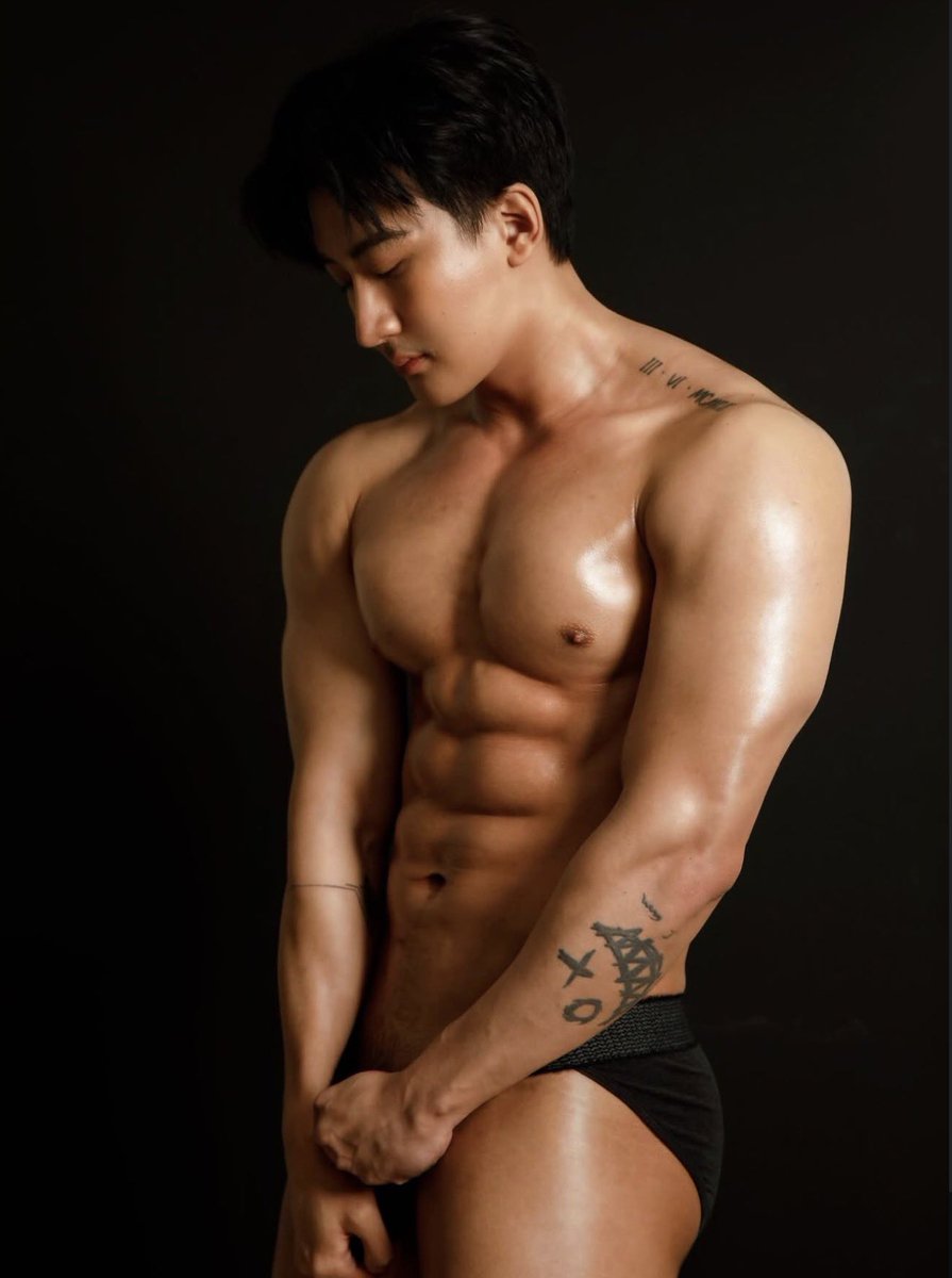 NATTIW MODELING (164K) tweet media