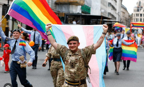 Olliecop tweet media