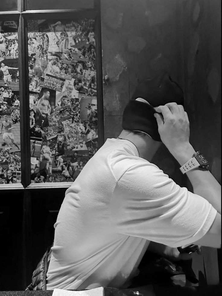 𝐌𝐀𝐑𝐊 tweet media