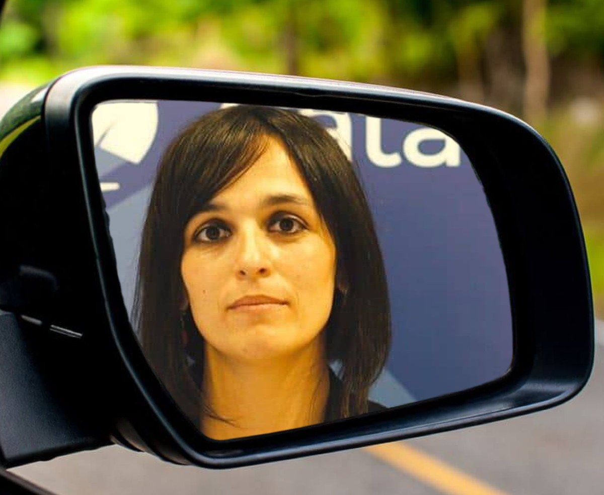 La coneixeu ?? <a href="/RaquelSansDuran/">Raquel Sans Duran</a>
<a href="/Toni_Cruanyes/">Toni Cruanyes</a>
<a href="/xavicoral/">Xavi Coral</a>
<a href="/cris_riba/">Cristina Riba</a>
<a href="/ariadnaoltra/">Ariadna Oltra Martí 🐟</a>
<a href="/HelenaGMelero/">Helena Garcia Melero</a>
<a href="/MartaCarreras_/">Marta Carreras</a>
<a href="/xgraset/">Xavier Grasset i Foraster</a>
<a href="/jordibaste/">Jordi Basté</a>
No us deixen parlar d,ella ni amb ella , oi , profesionals de la informació ?? Llàstima de carrera.
A creure a l,amo.Qui paga ,mana, com sempre.